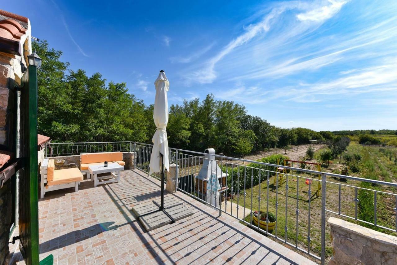 Romantic Pet Friendly House Orhideja - By Tourist Agency Leut Privlaka  Exterior photo